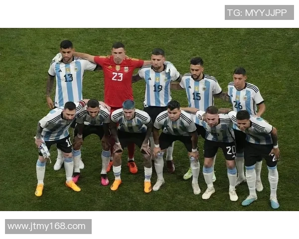 右边锋位置的足球巨星盘点及其精彩表现解析 右边锋位置的足球巨星盘点及其精彩表现解析